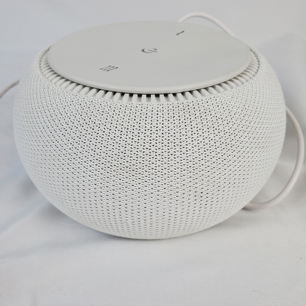 SNOOZ Pro - White Cotton - Smart White Noise Machine w/ Case WORKING - Picture 4 of 10